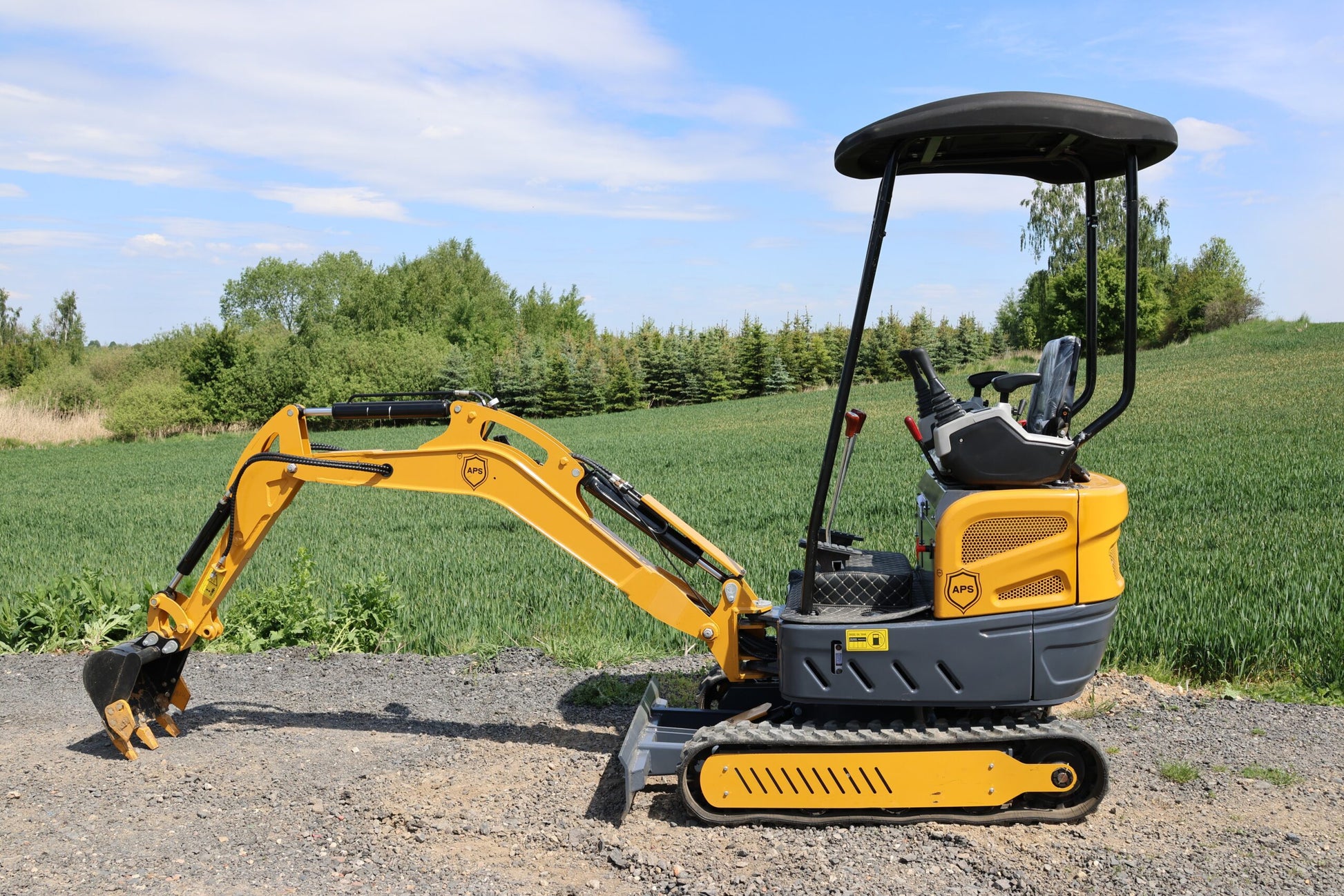 Miniexcavadora APS OKW17 con brazo de torsión